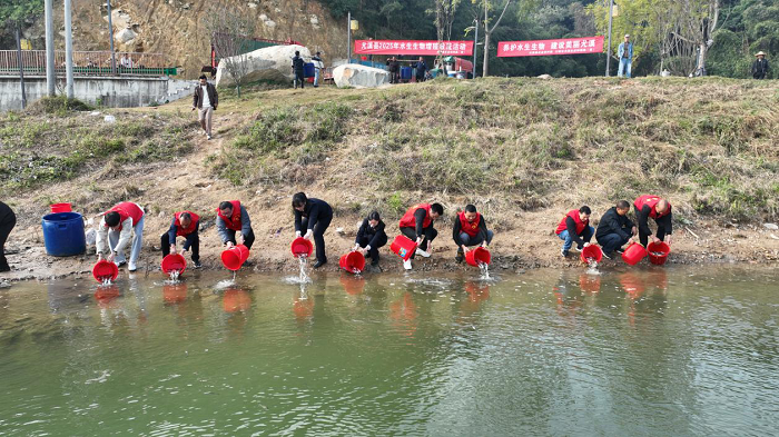 尤溪县开展2025年水生生物增殖放流活动