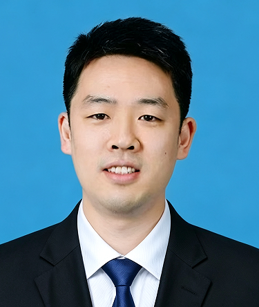 魏　帅